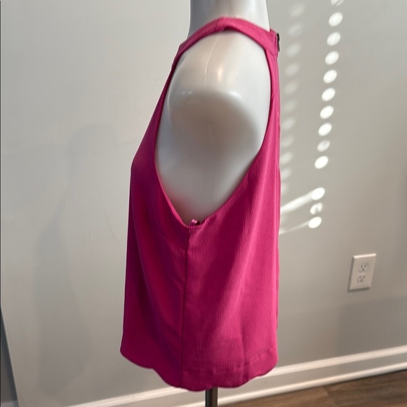 Monteau Medium Pink Sleeveless Tank Top - Picture 2 of 6